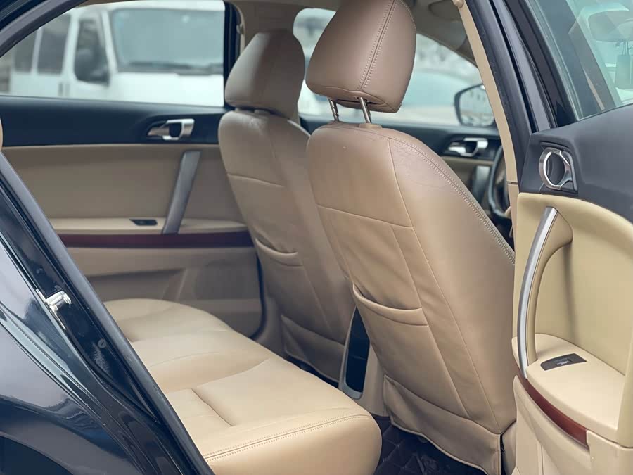 Roewe 550 2015 изображение автомобиля #11