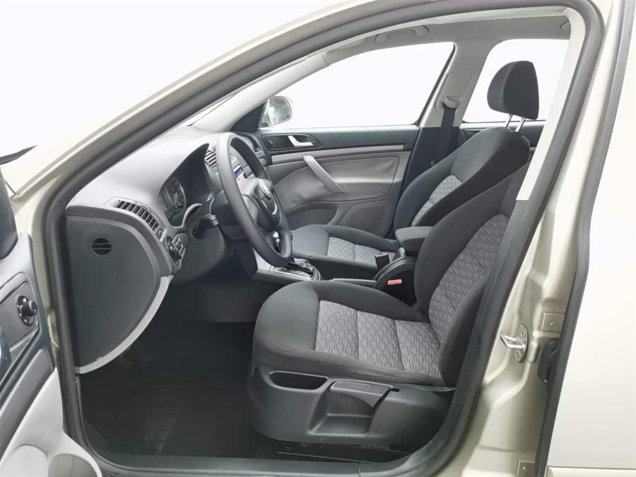 Skoda Octavia 2012 car image #11