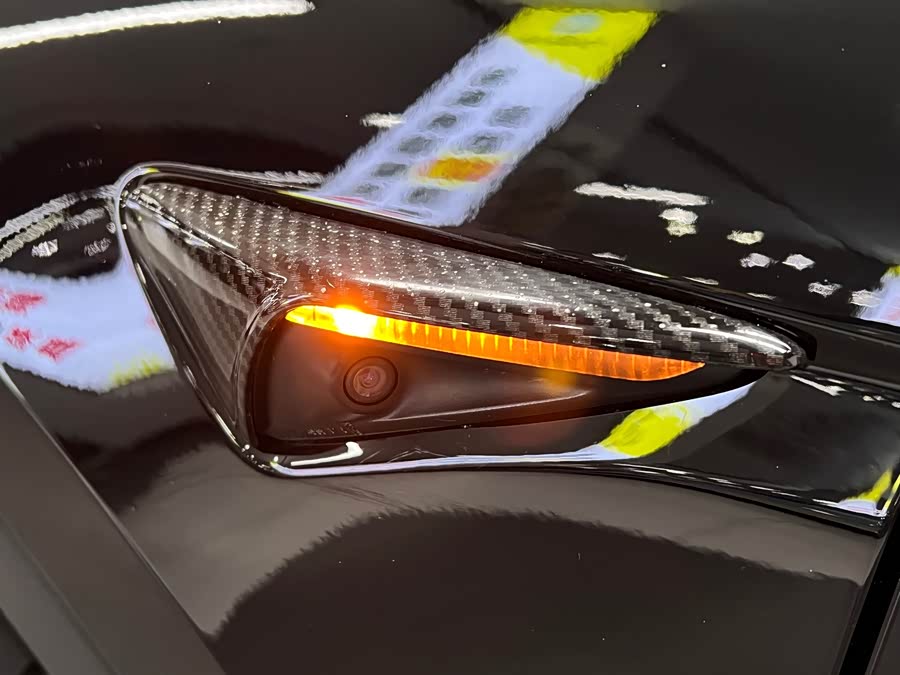 Tesla Model Y 2022 car image #11