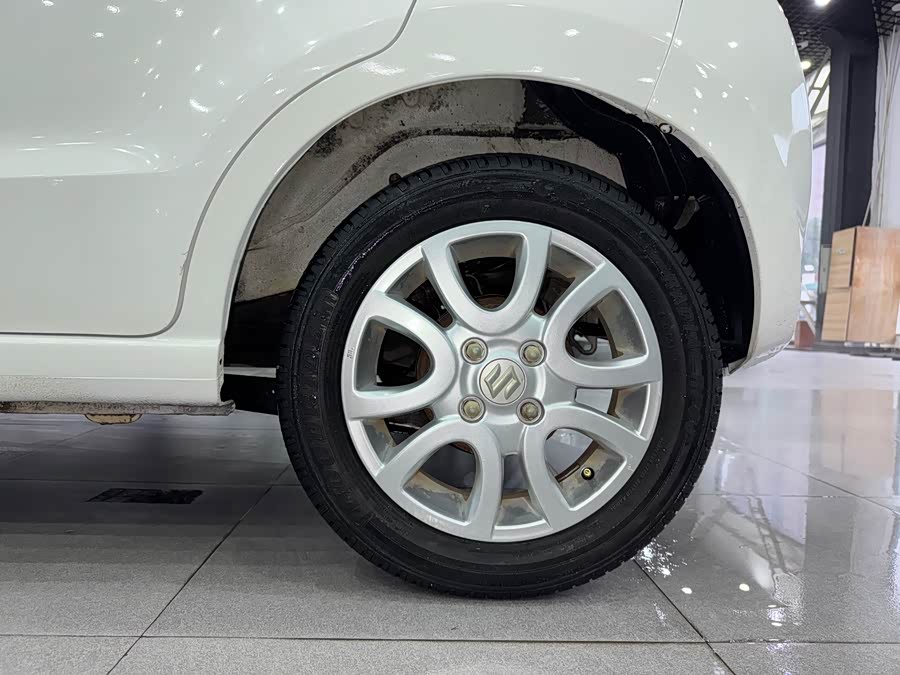 Suzuki Alto 2017 car image #11