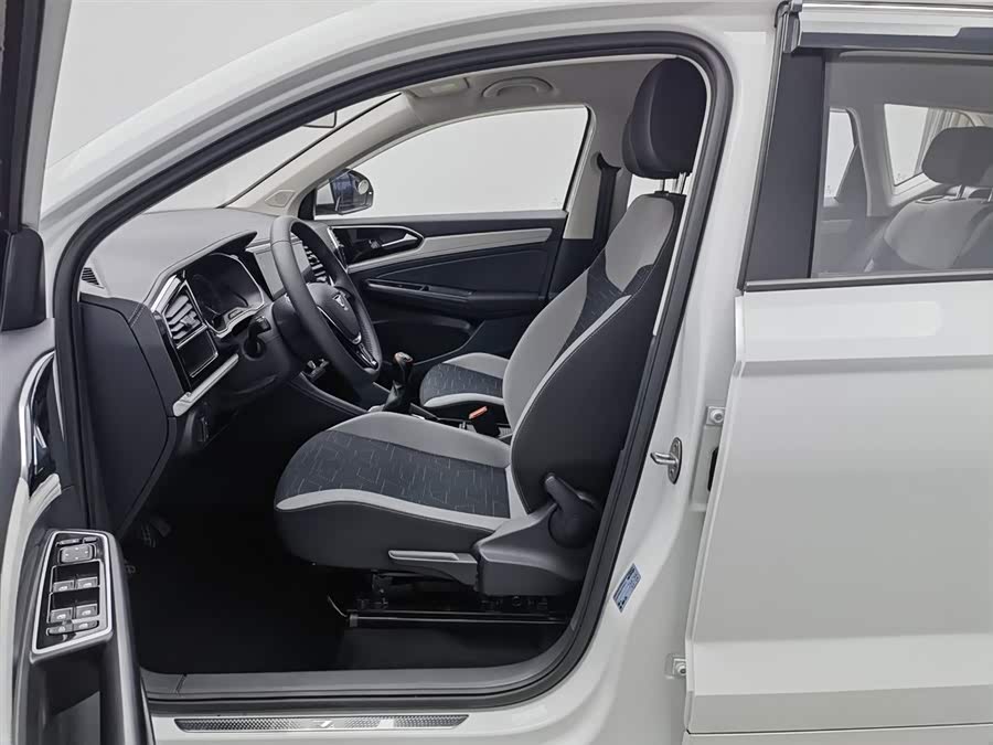 Jetta VS5 2025 car image #11