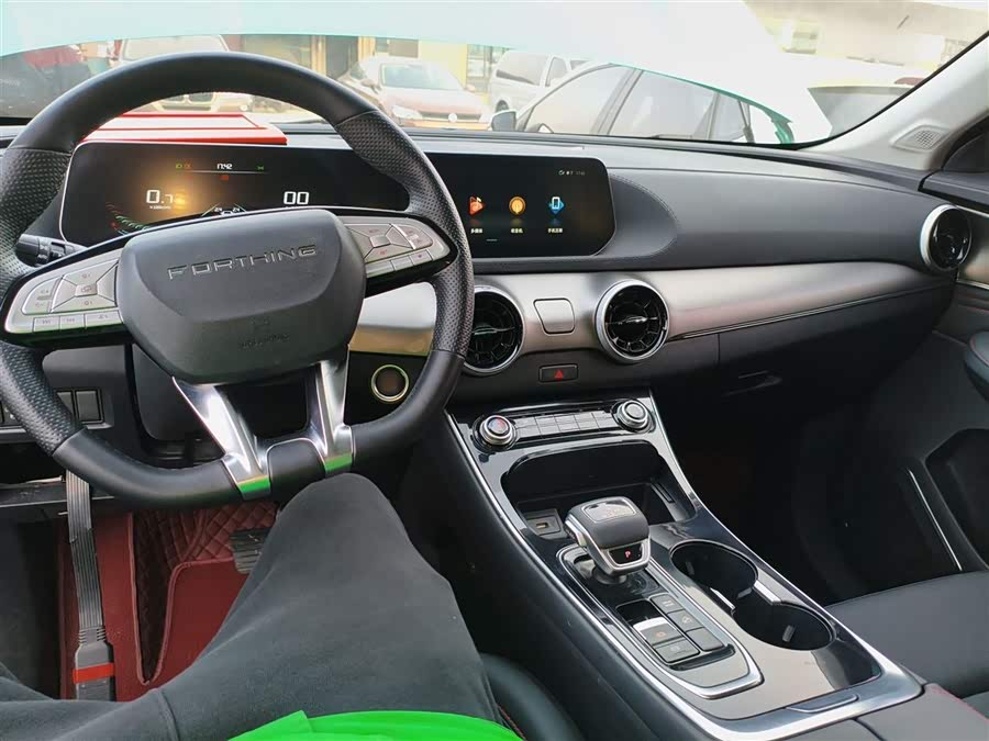 Forthing T5 EVO 2022 car image #11