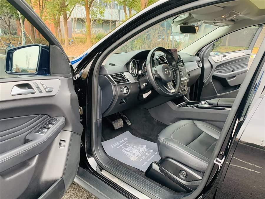 Mercedes-Benz GLE Coupe 2019 #11 Mercedes-Benz GLE Coupe 2019 car image #11