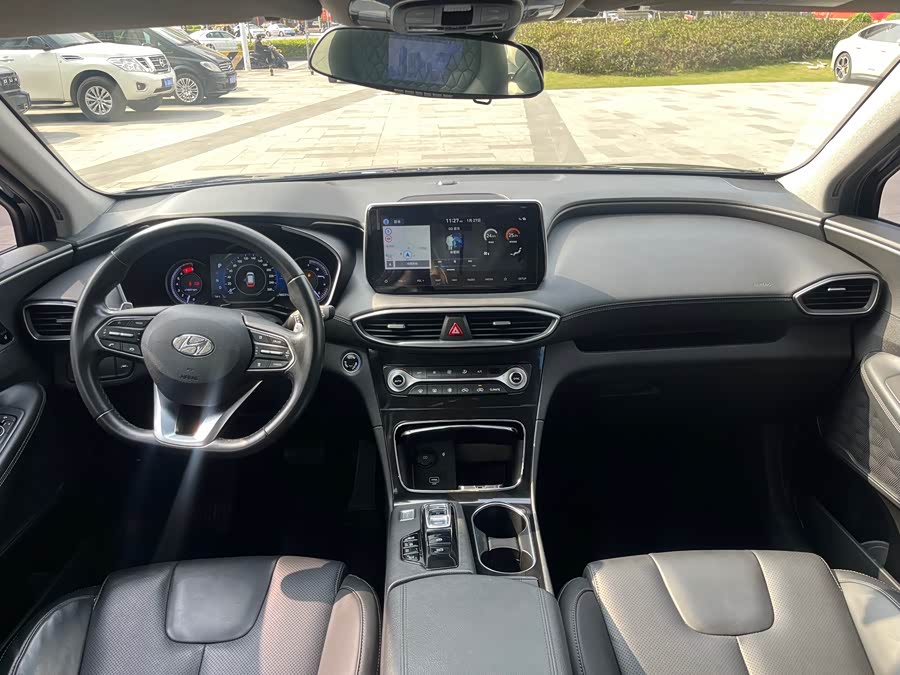 Hyundai Santa Fe 2019 #11 Hyundai Santa Fe 2019 car image #11