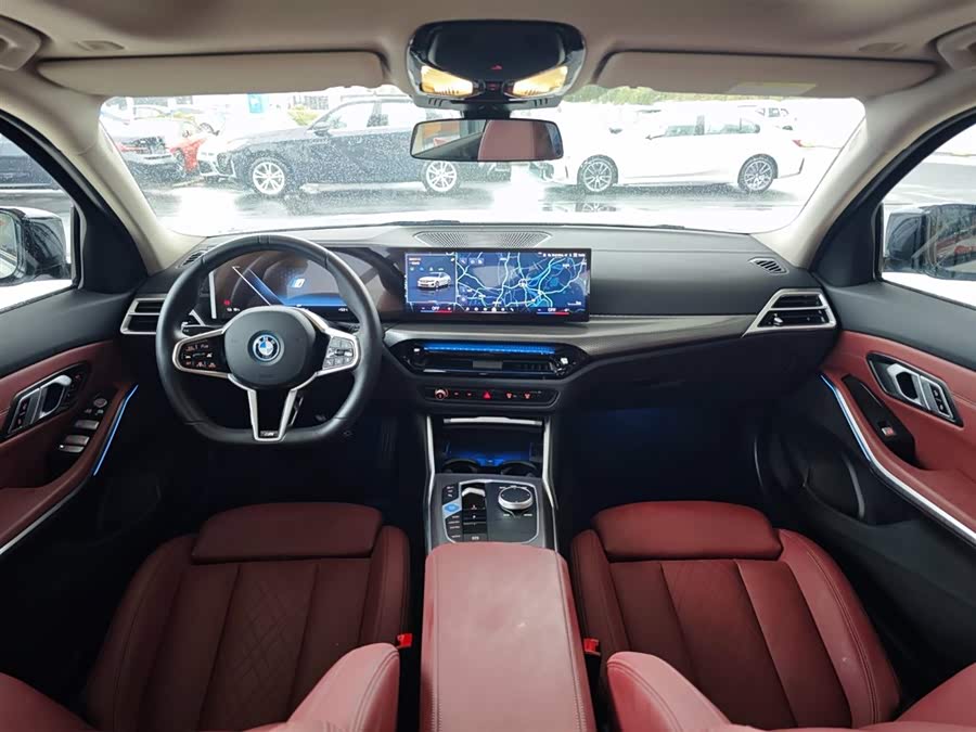 BMW i3 2024 car image #11