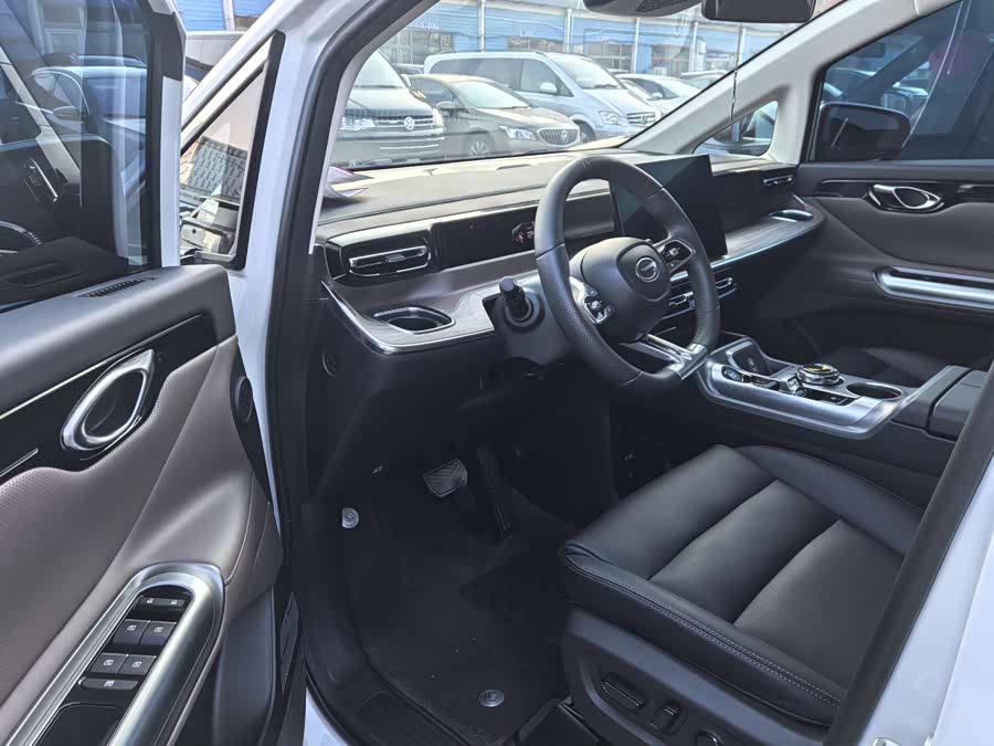 GAC Trumpchi E8 2024 car image #11