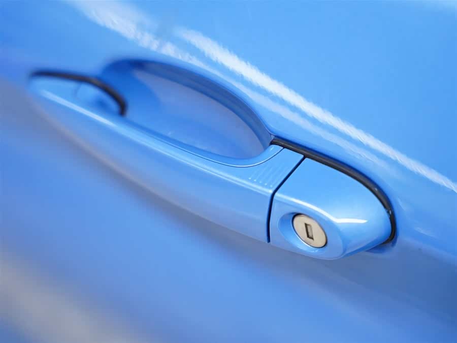 BMW M4 2018 immagine di auto #11