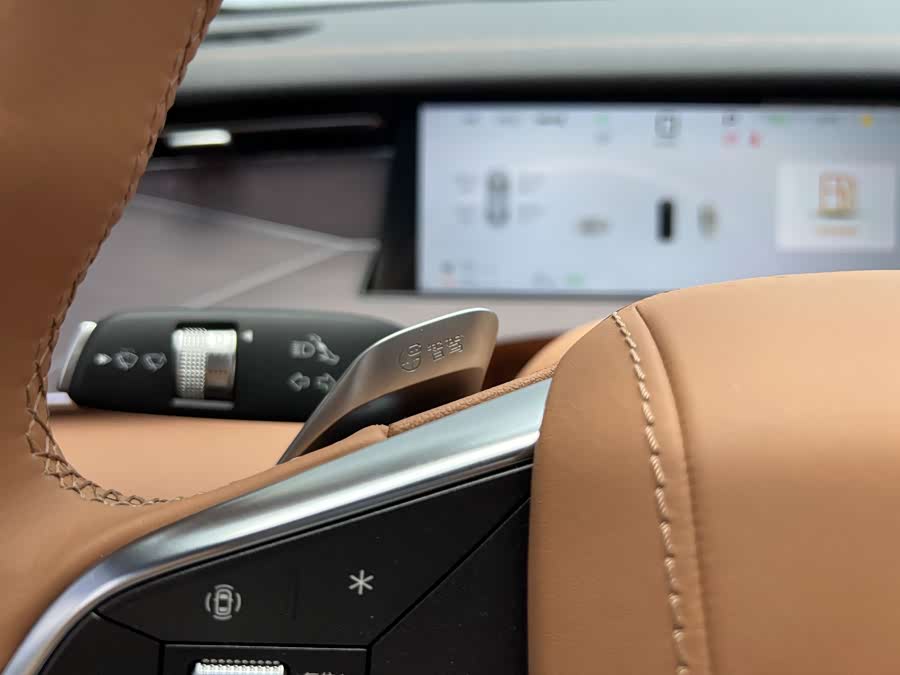 BYD HanL 2025 #11 BYD HanL 2025 car image #11