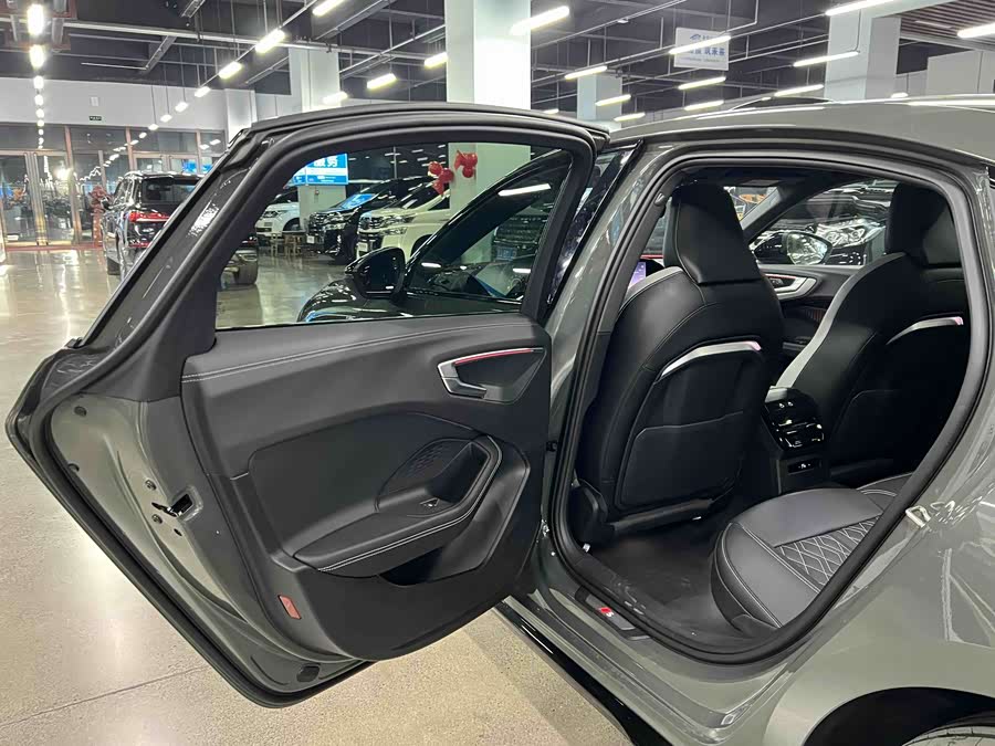 Audi 2025 car image #11