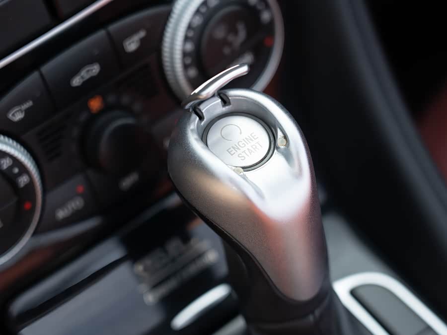 Mercedes-Benz SL Class 2012 car image #11