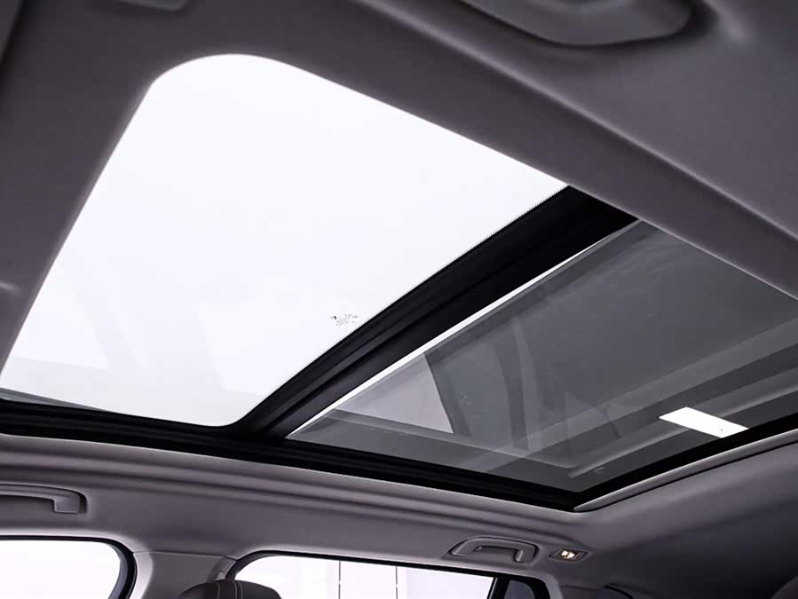 BMW X5 2024 car image #11