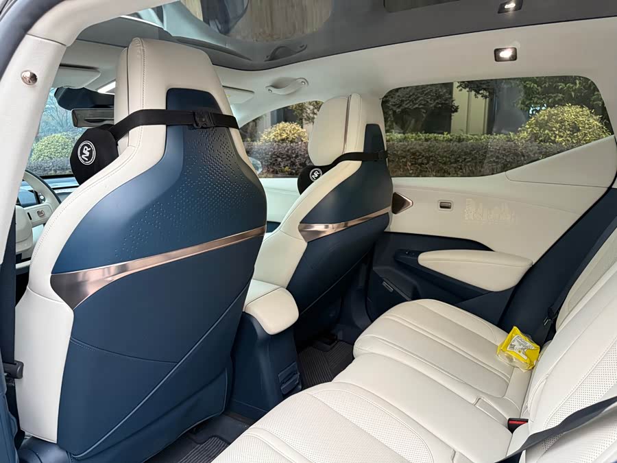 Zeekr X 2023 car image #11