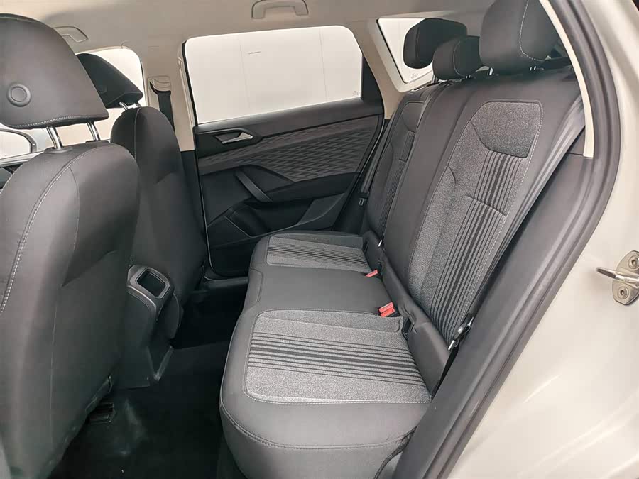 Volkswagen Tharu 2022 car image #11