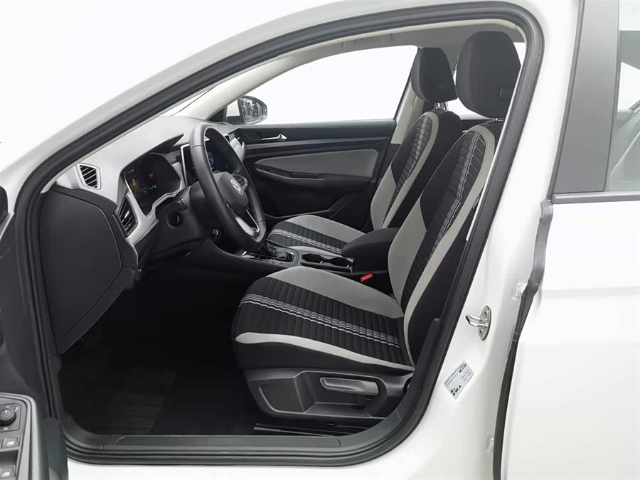 Volkswagen Bora 2024 car image #11