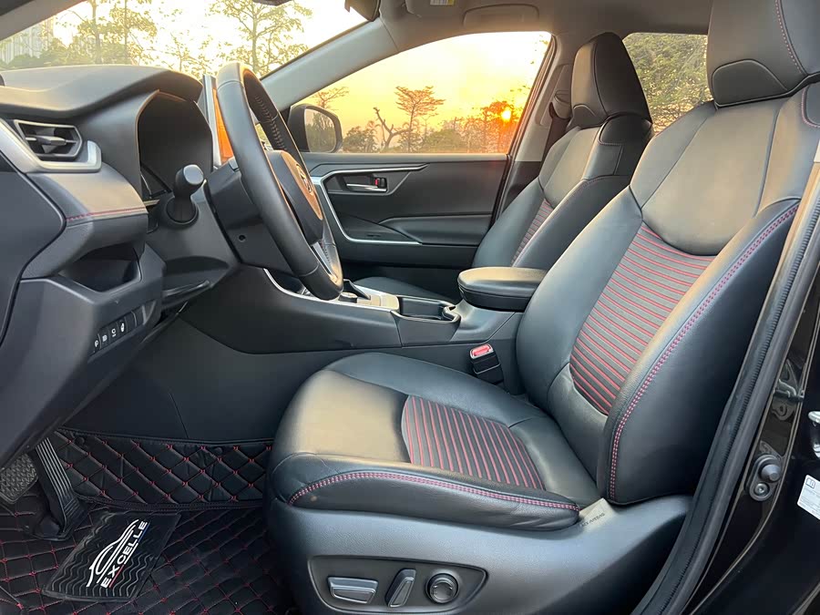 Toyota RAV4 Hybird E+ 2022 #11 Toyota RAV4 Hybird E+ 2022 صورة سيارة #11