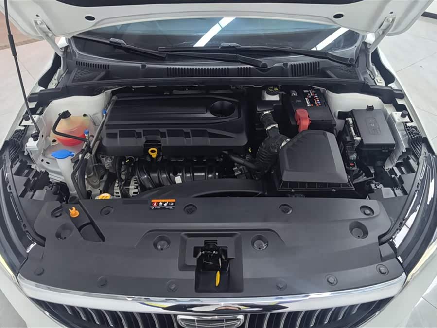 GEELY Emgrand 2021 car image #11