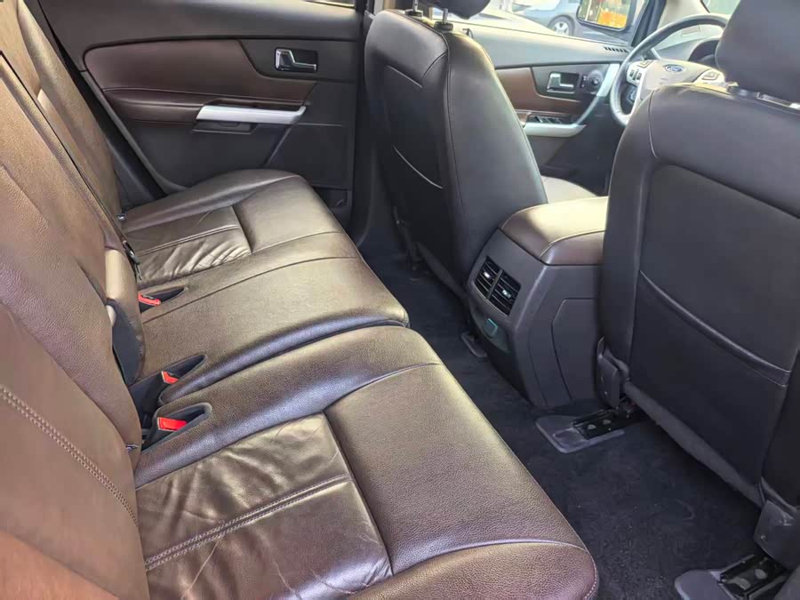 Ford Edge (Imported) 2013 car image #11