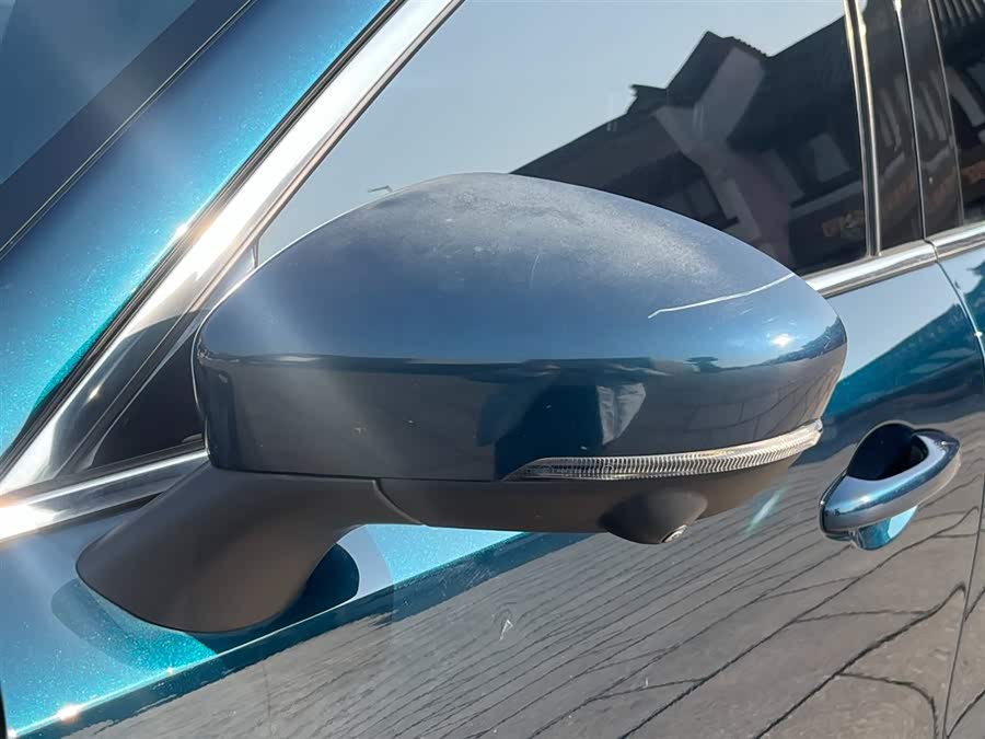 Forthing T5 EVO 2022 car image #11