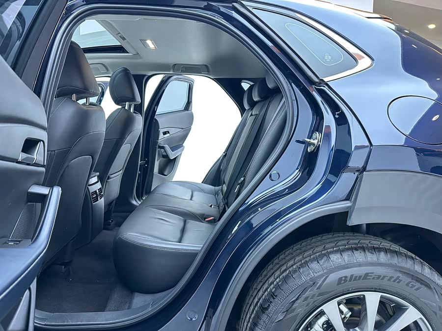 Mazda CX-30 2021 car image #11