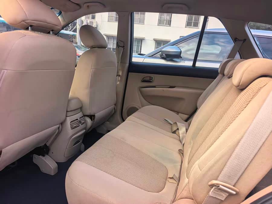 起亚 佳乐 2011 汽车图片 #11