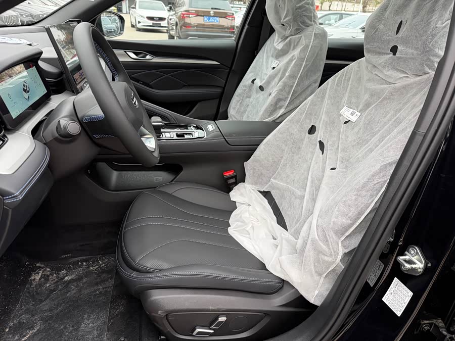 GEELY Preface 2025 #11 GEELY Preface 2025 car image #11