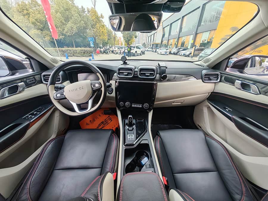 Lynk & Co 02 2019 car image #11