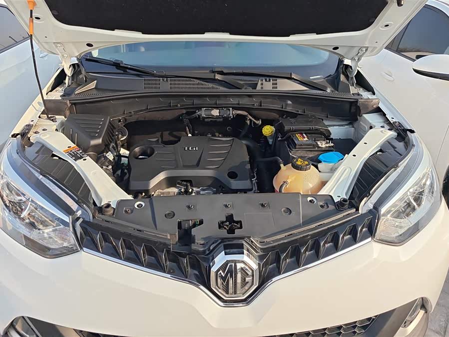 MG GS 2015 car image #11