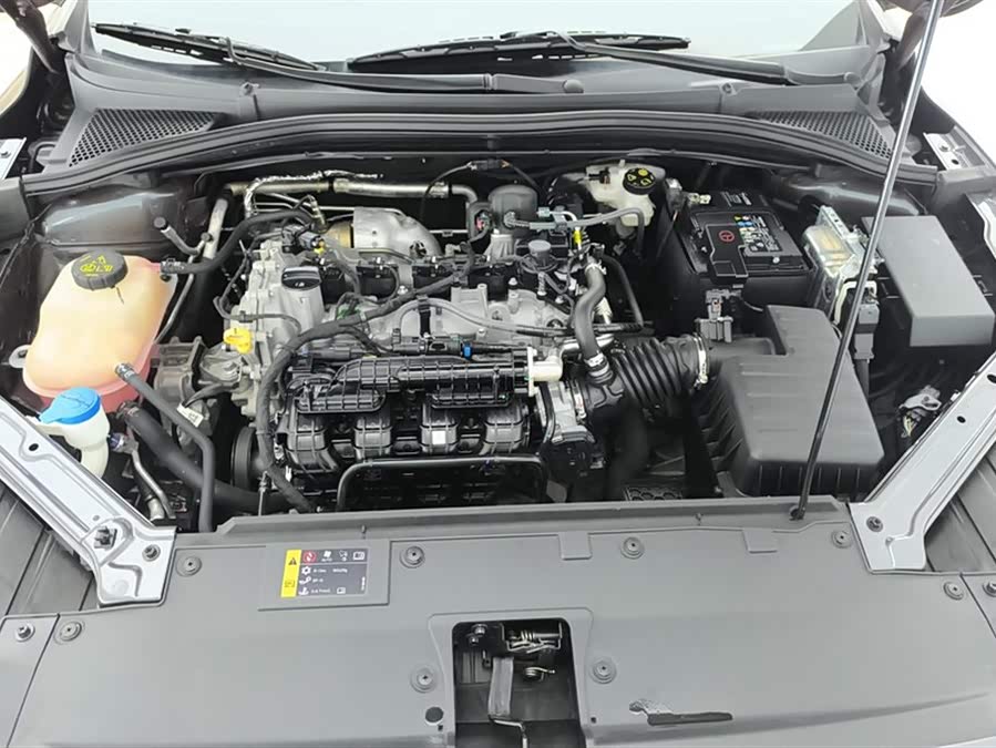 MG 5 2025 car image #11