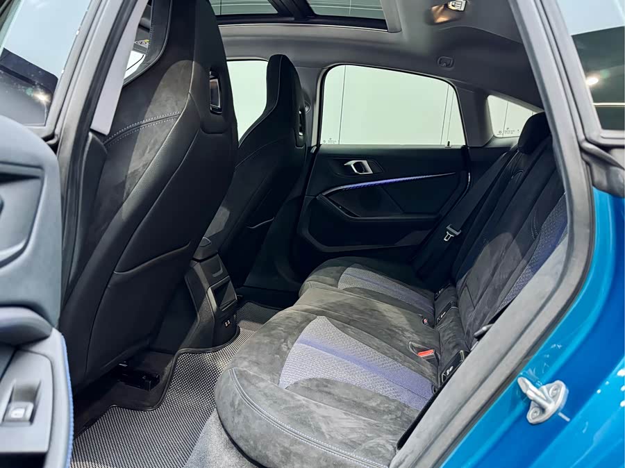 BMW 2 Series (Imported) 2024 #11 BMW 2 Series (Imported) 2024 car image #11