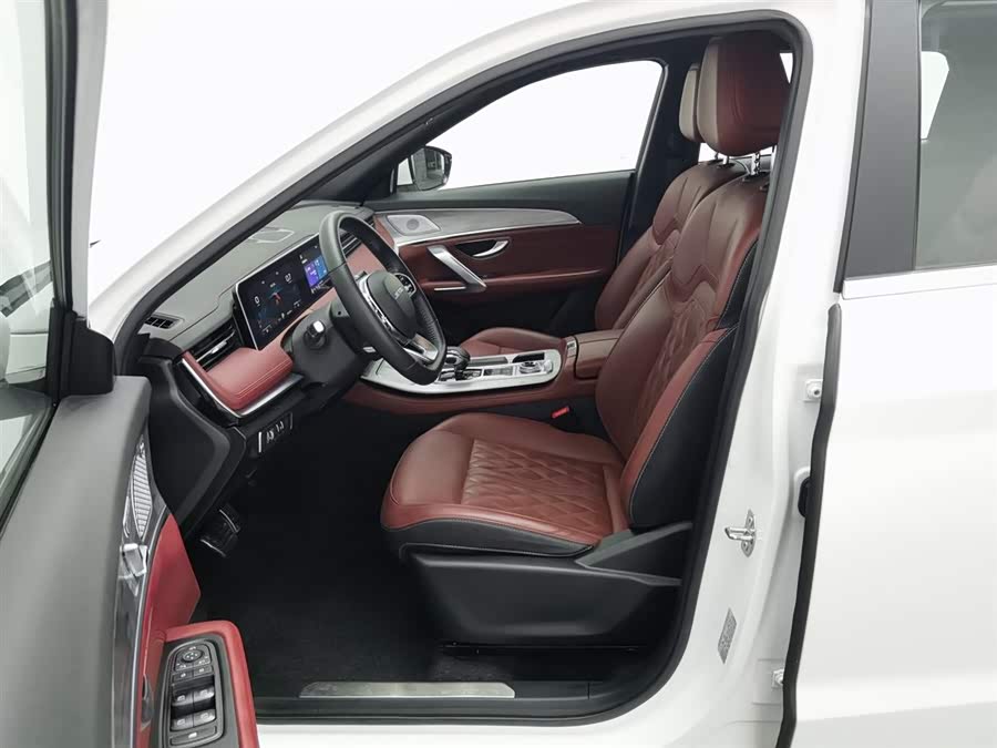 X70 PLUS 2024 car image #11