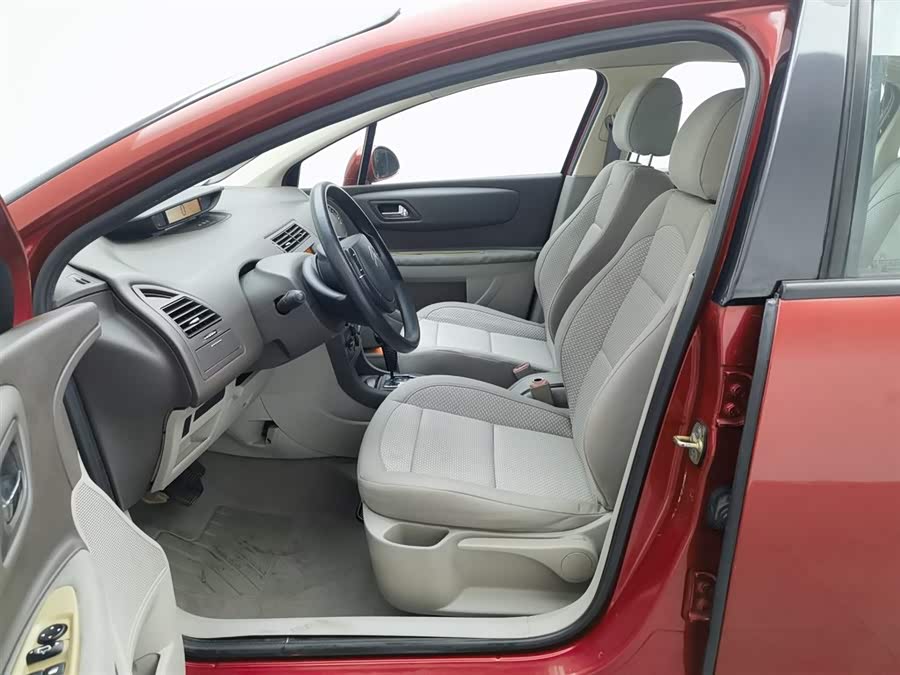 Citroen C-Quatre 2010 car image #11