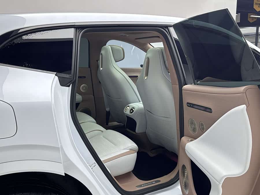 Avatr 07 2024 #11 Avatr 07 2024 car image #11