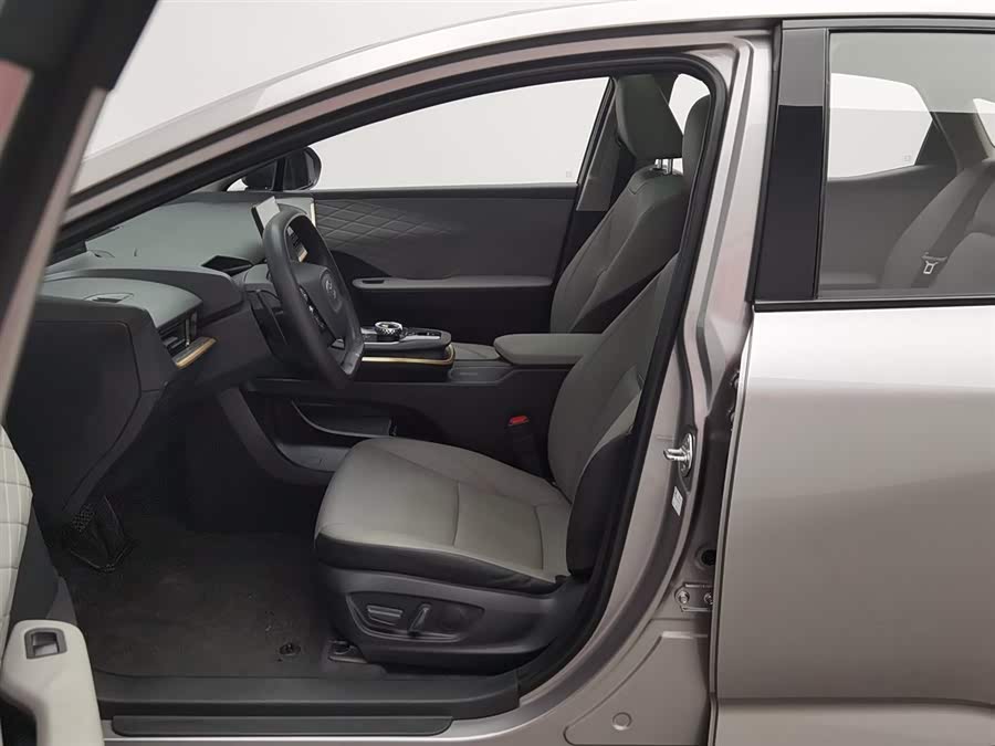 Toyota bZ3 2023 immagine di auto #11