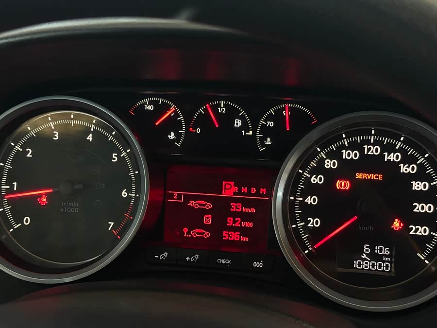 Peugeot 508 2015 car image #11