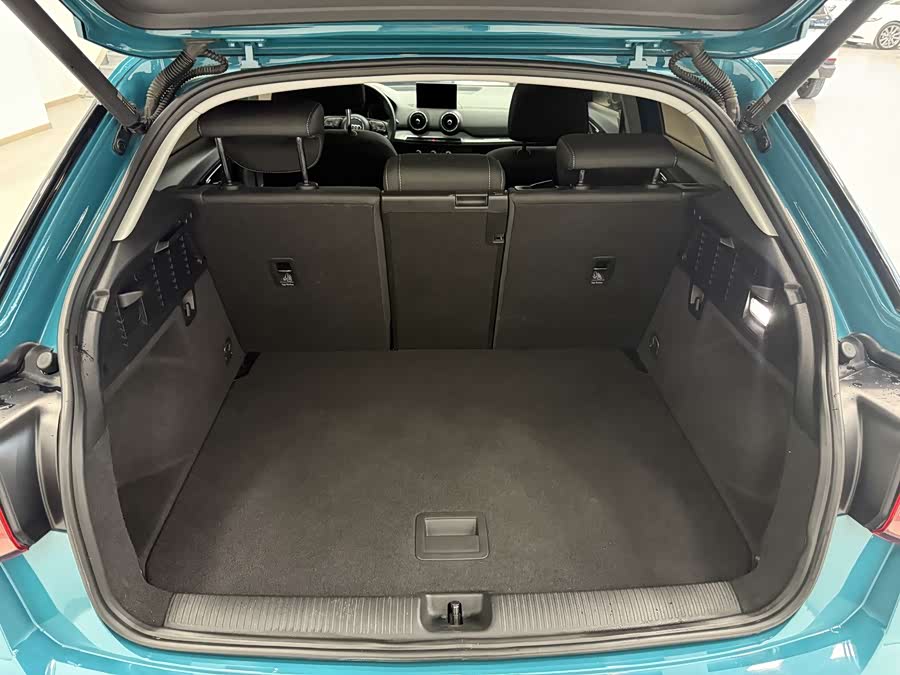 Q2L 2021 car image #11