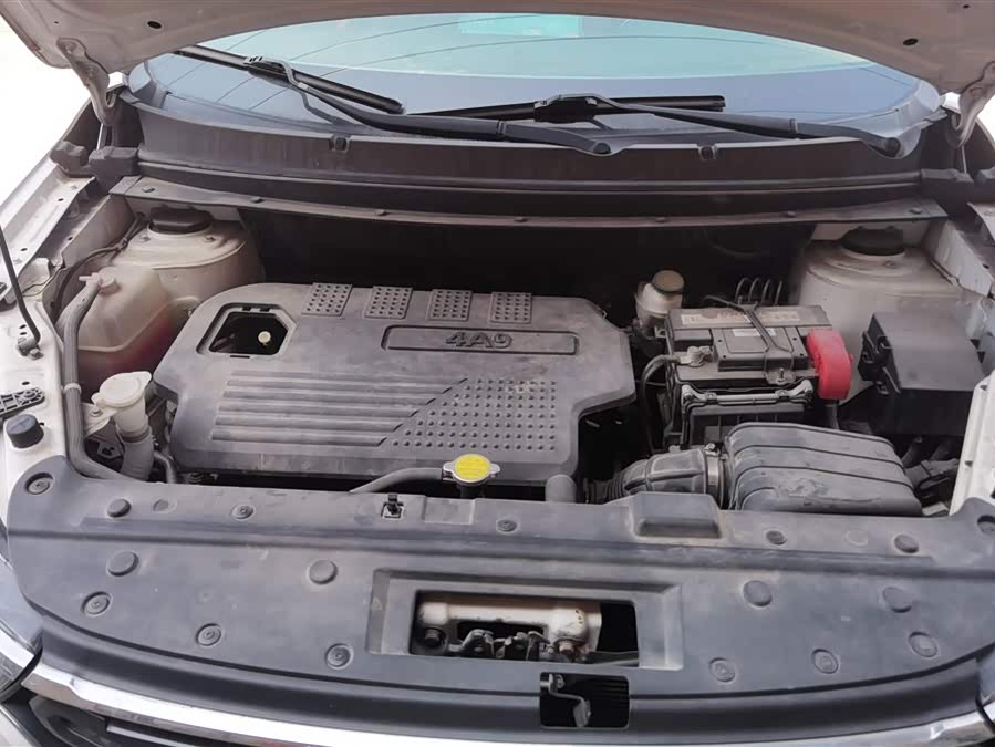 Forthing T5 2019 immagine di auto #11