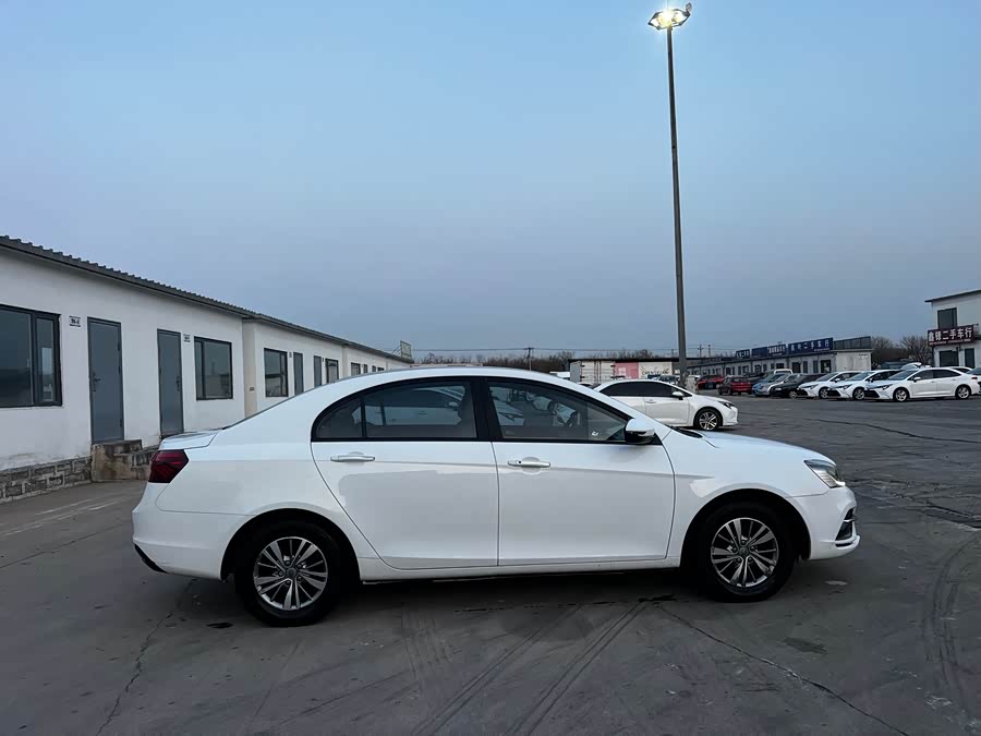 GEELY Emgrand 2018 #11 GEELY Emgrand 2018 car image #11
