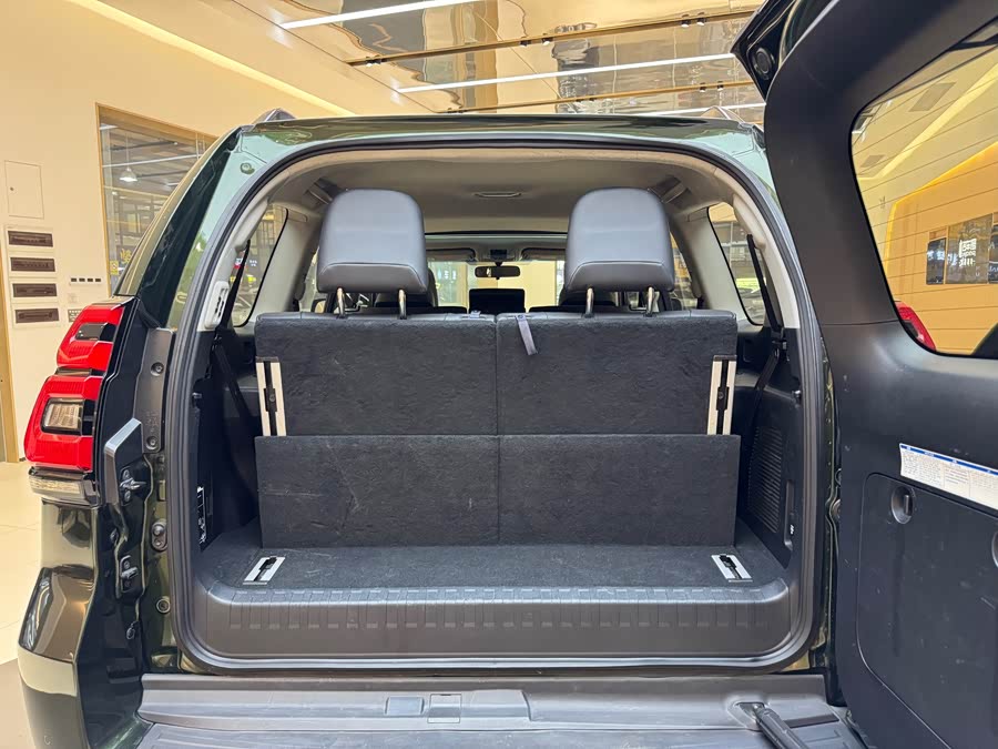 Toyota Land Cruiser Prado 2018 #11 Toyota Land Cruiser Prado 2018 car image #11