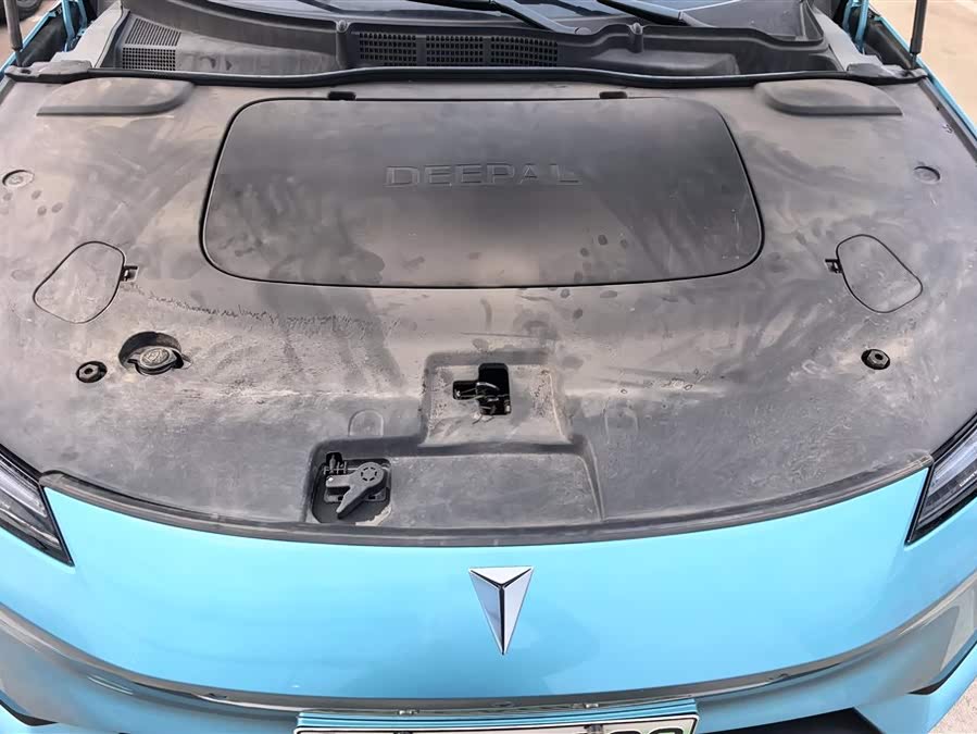 Deepal L07 2024 image de voiture #11
