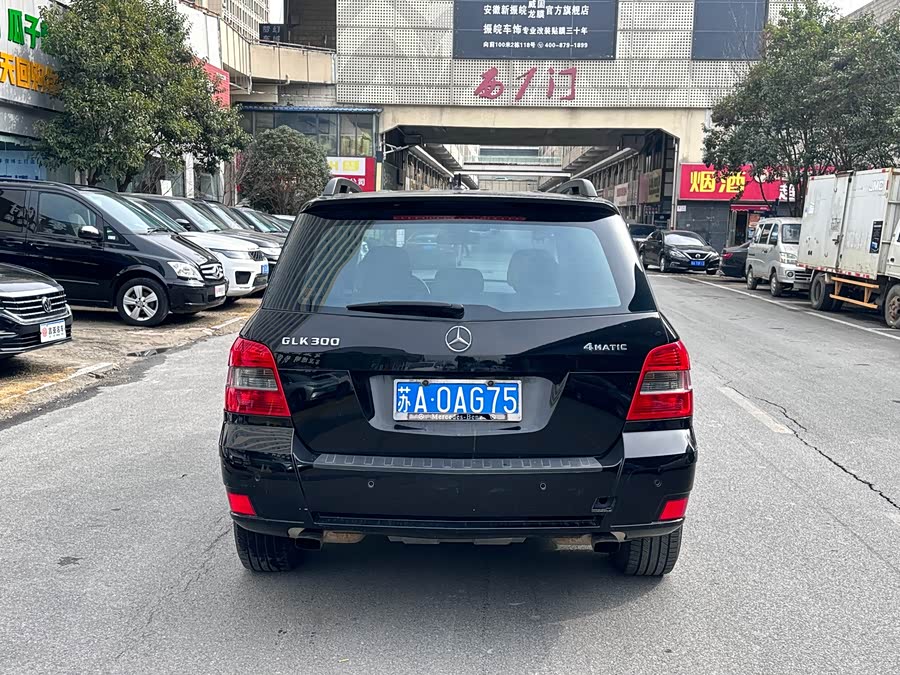 Mercedes-Benz GLK Class (Imported) 2011 #11 Mercedes-Benz GLK Class (Imported) 2011 car image #11