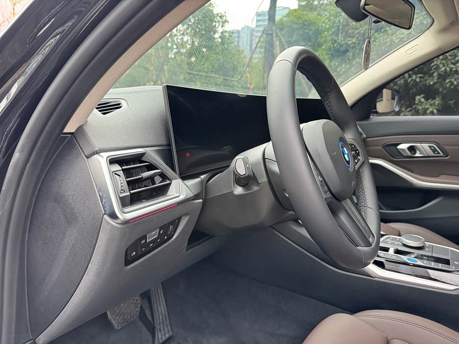 BMW i3 2024 #11 BMW i3 2024 car image #11