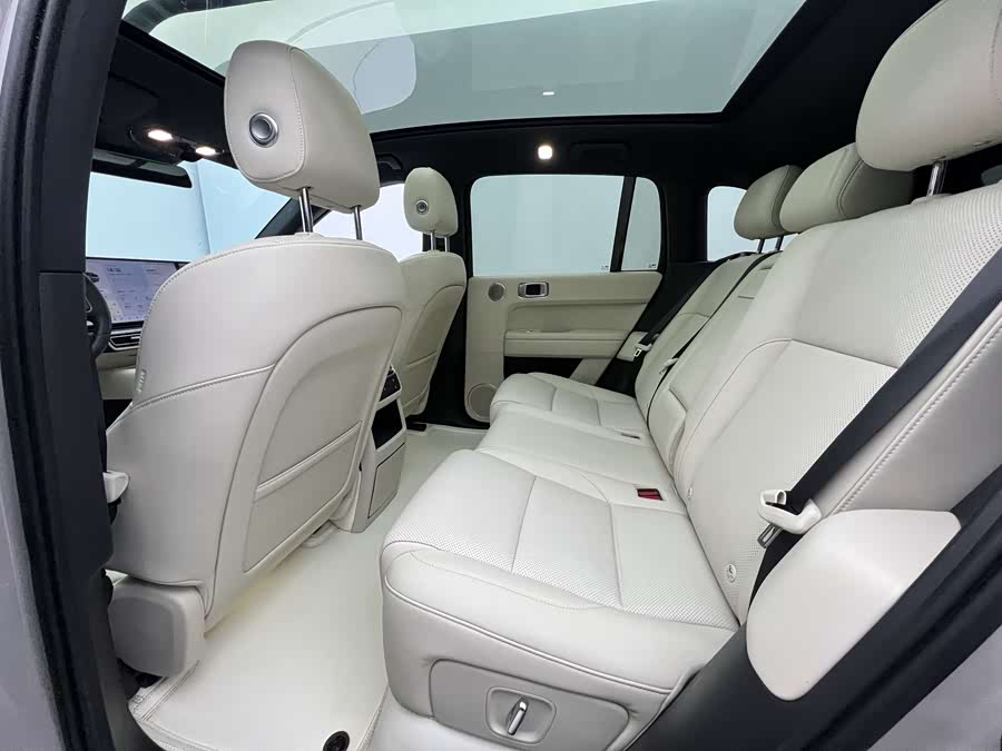 Li L6 2025 imagen de coche #11