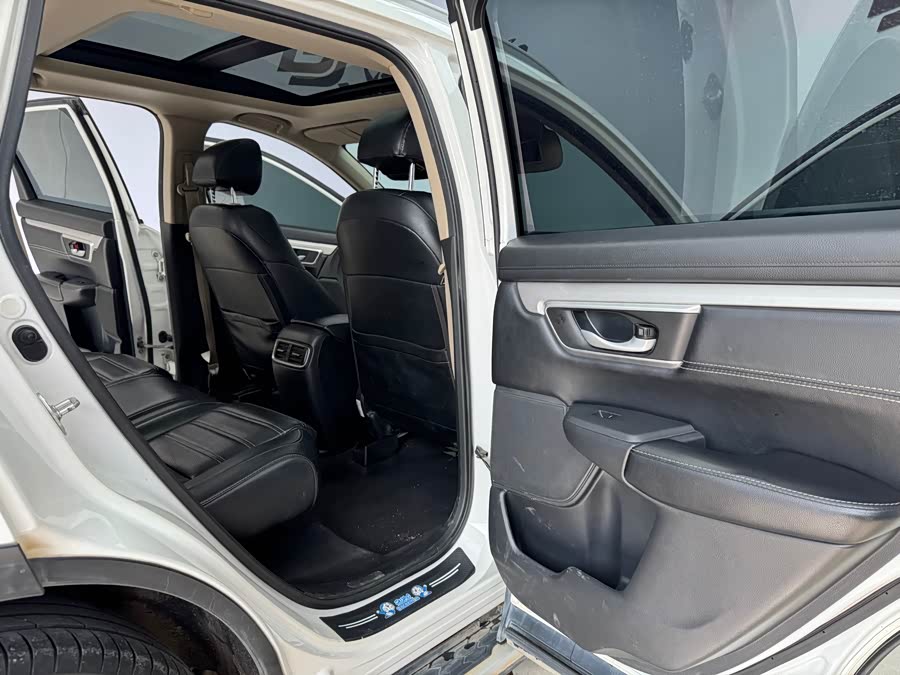 Honda CR-V 2019 car image #11