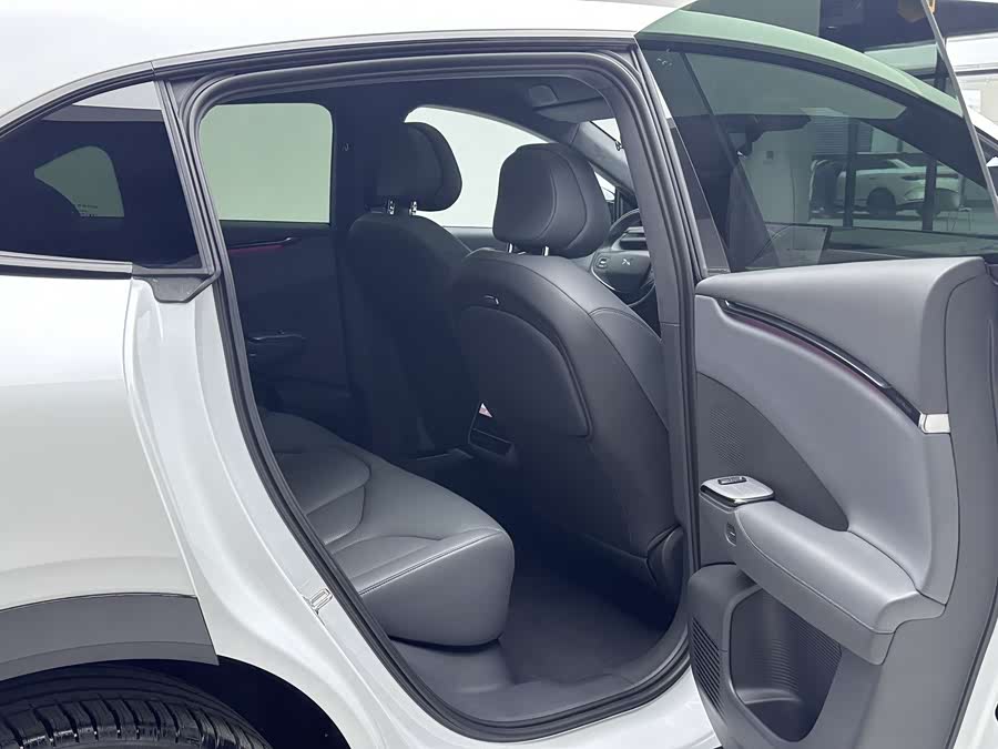 Xpeng G7 2025 immagine di auto #11