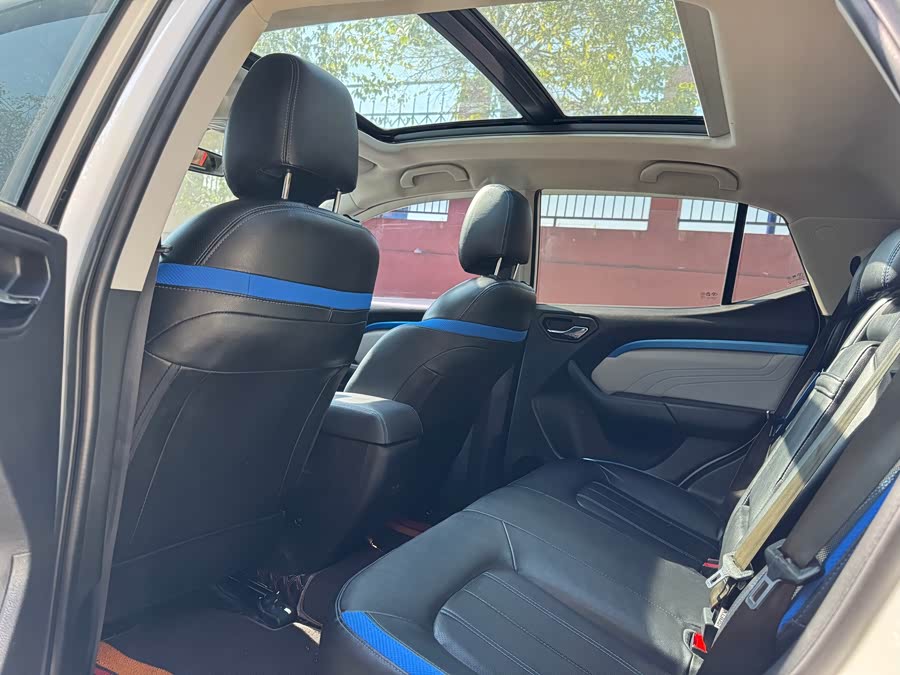 Soueast DX3 EV 2021 immagine di auto #11