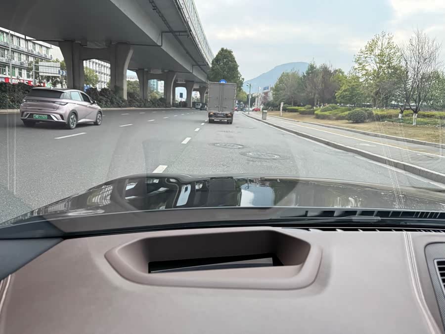 BMW 5 Series 2021 #11 BMW 5 Series 2021 car image #11