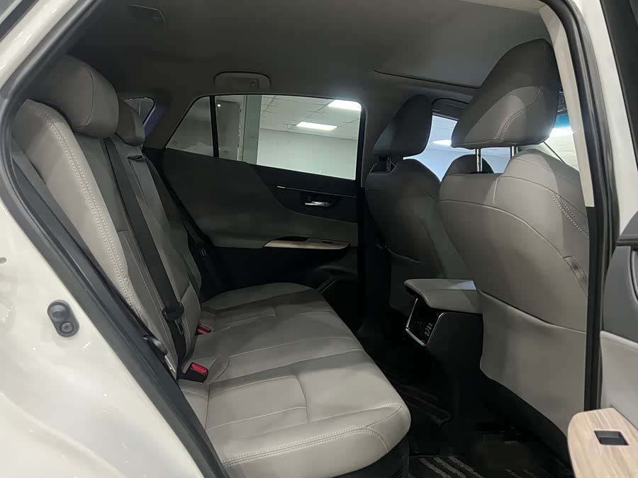 Toyota Harrier 2023 immagine di auto #11