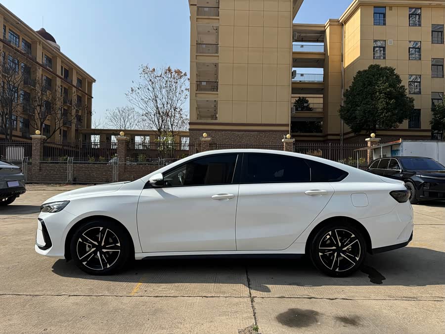 GEELY Binray 2025 #11 GEELY Binray 2025 immagine di auto #11