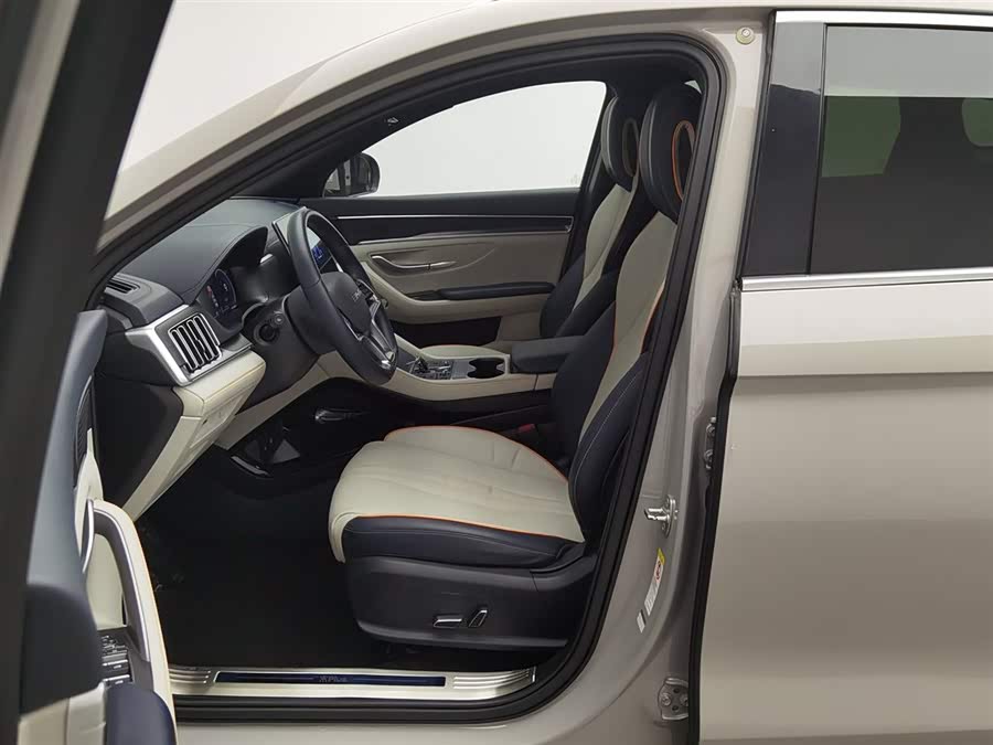 BYD Song Plus New Energy 2023 car image #11