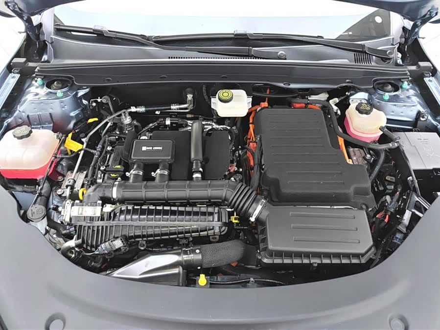 BYD Seal 05 DM-i 2025 car image #11